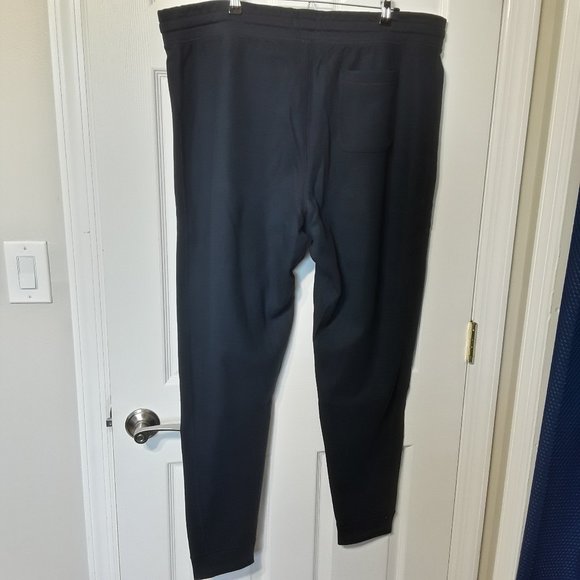 Banana Republic Waffle Knit Jogger - Picture 6 of 11